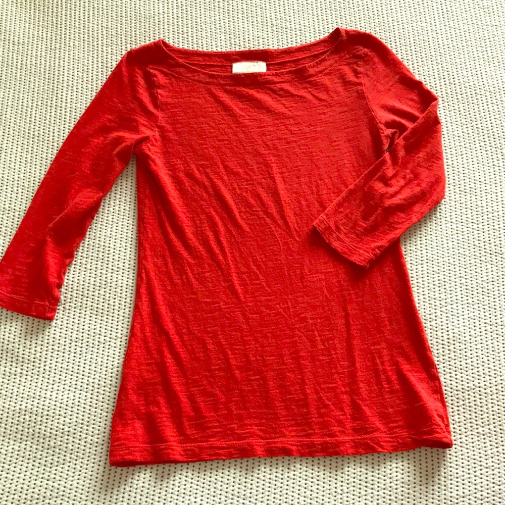 3/4 sleeve shirt